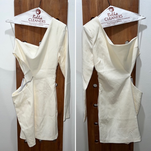 ASTR the Label Lavinia Dress in Off White - Picture 8 of 14